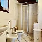 Guesthost - Casa Di Marco - Lovely Mountain Flat Lejlighed *