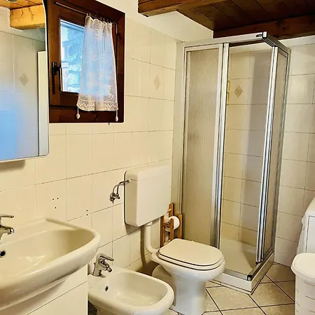 Guesthost - Casa Di Marco - Lovely Mountain Flat *