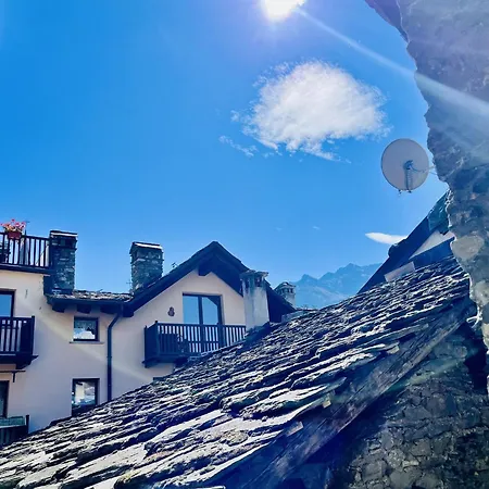 Guesthost - Casa Di Marco - Lovely Mountain Flat Appartamento *
